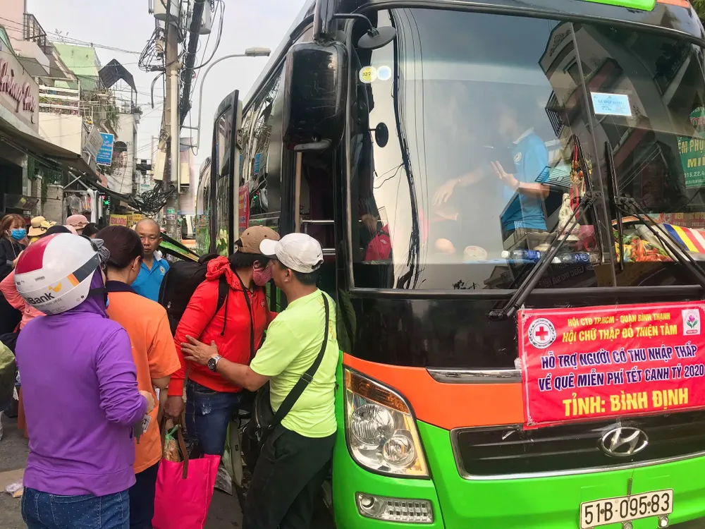 Những chuyến xe yêu thương ảnh 1