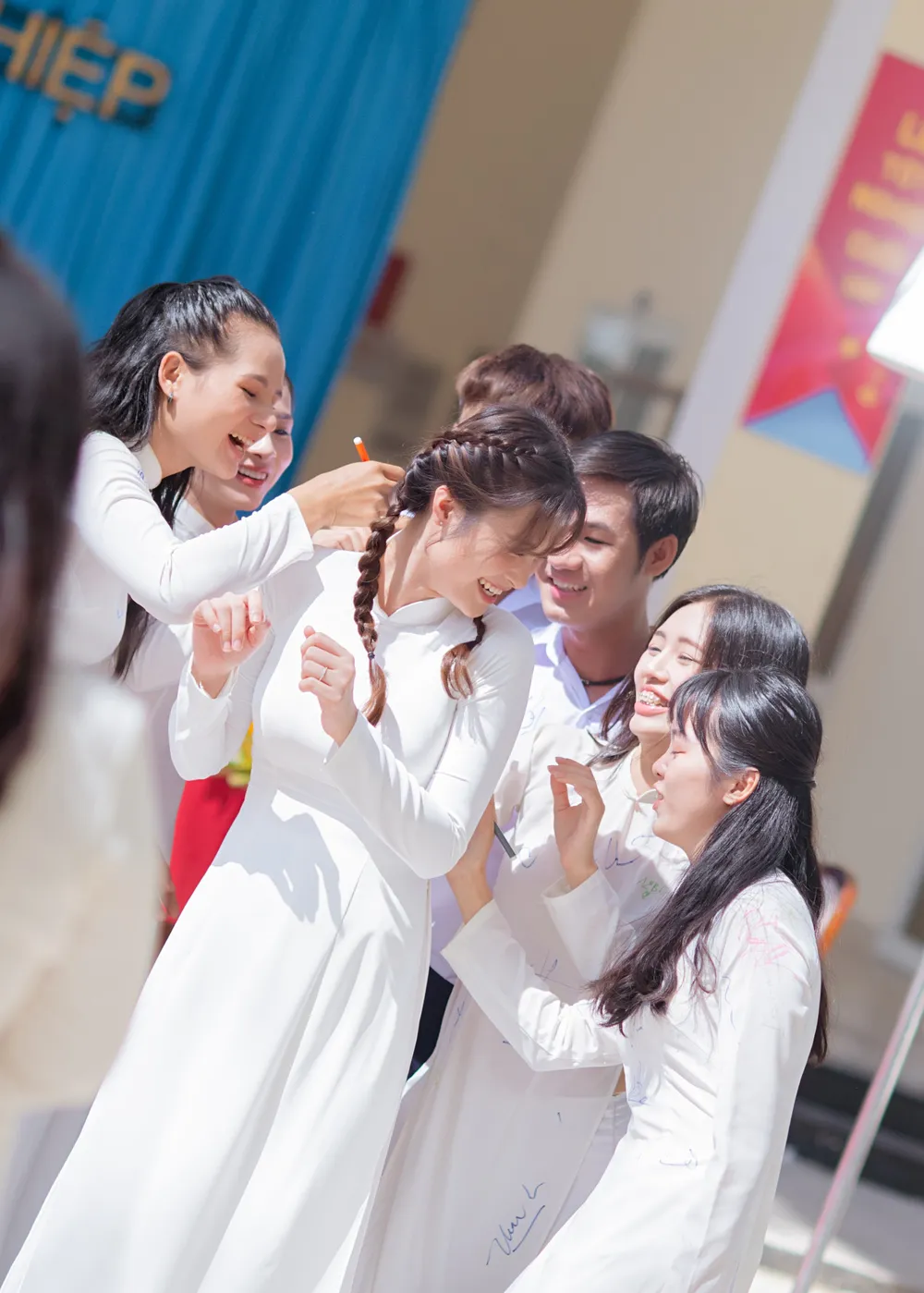 Đông Nhi giới thiệu MV “Khi con là mẹ” đầy xúc động ảnh 3