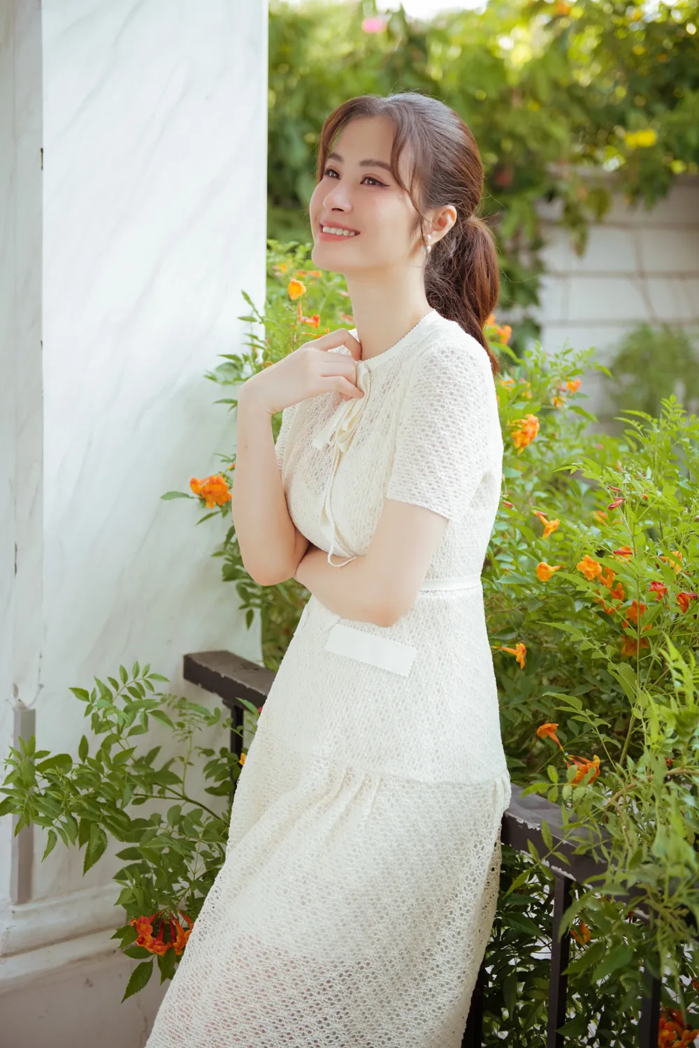 Đông Nhi giới thiệu MV “Khi con là mẹ” đầy xúc động ảnh 6