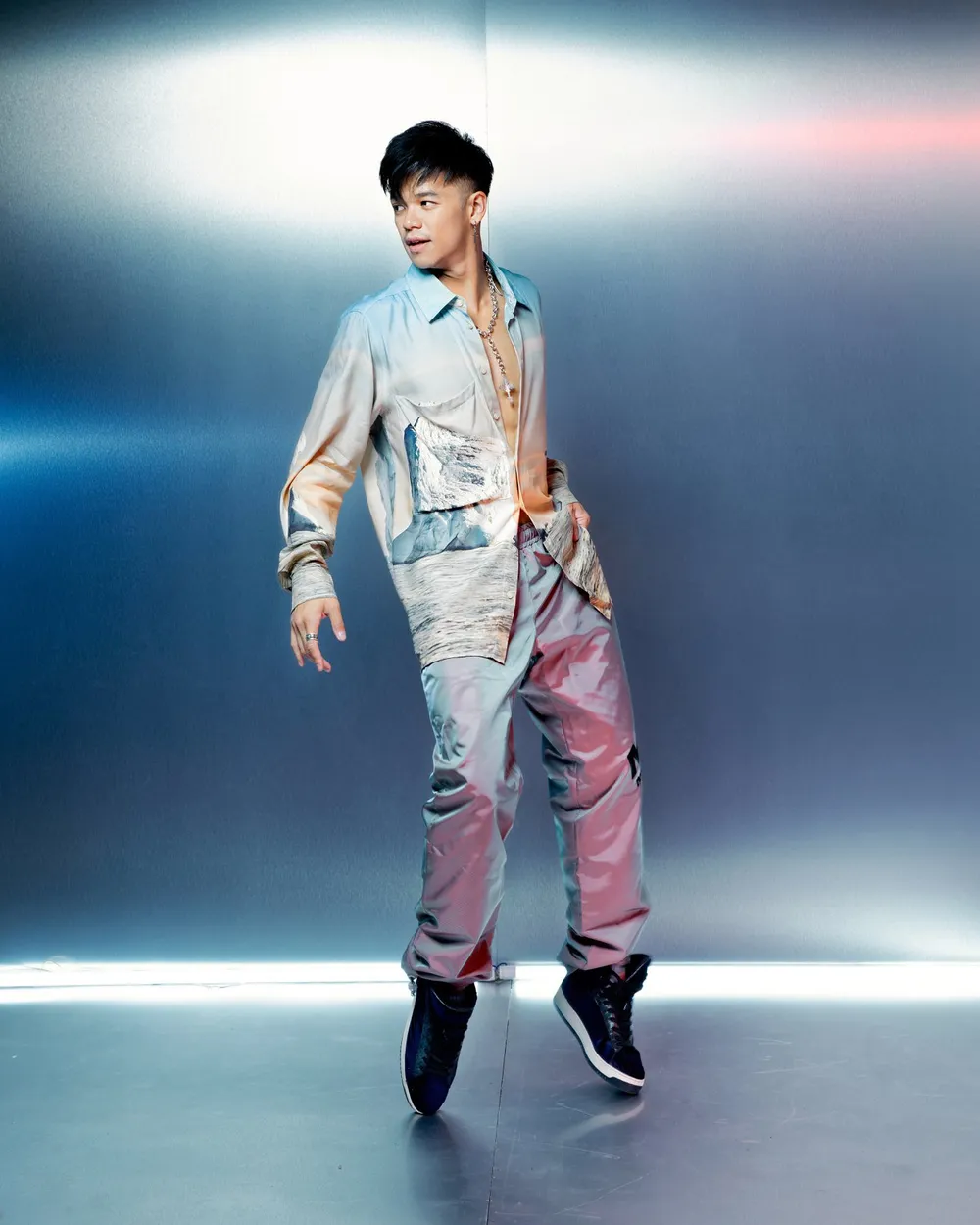 Trọng Hiếu và 17 nghệ sĩ quốc tế cùng thực hiện dự án âm nhạc Under The Same Sky ảnh 9