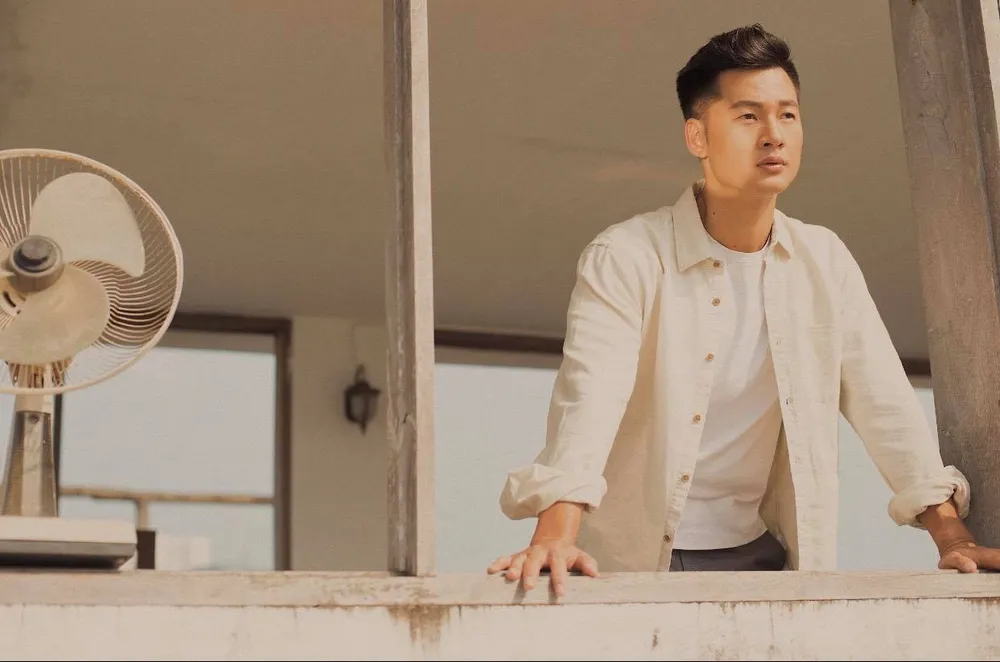 Ca sĩ Đức Tuấn giới thiệu album Trọn một kiếp yêu ảnh 2