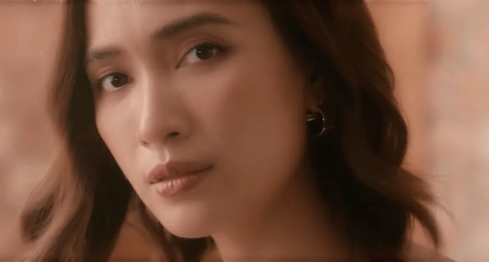 Mở màn The Ai Phuong Show mùa 3, Ái Phương làm mới “Lỗi ở yêu thương” ảnh 2