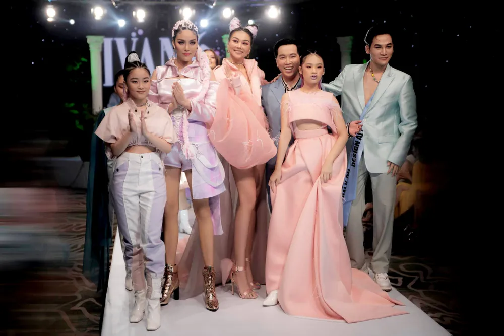 Thanh Hằng, Lan Khuê làm vedette show diễn IVAN 6 ảnh 9