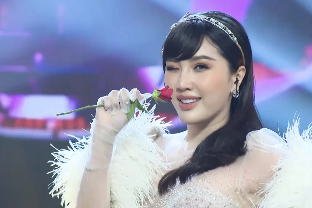 Bảo Thy lần đầu tiết lộ cát-xê khủng, cùng Amee song ca loạt hit ảnh 1