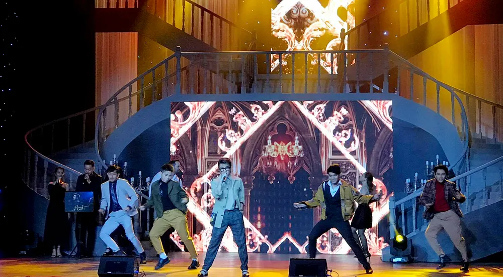 Ca sĩ Đàm Vĩnh Hưng chính thức tung MV “Je T’aime” ảnh 1