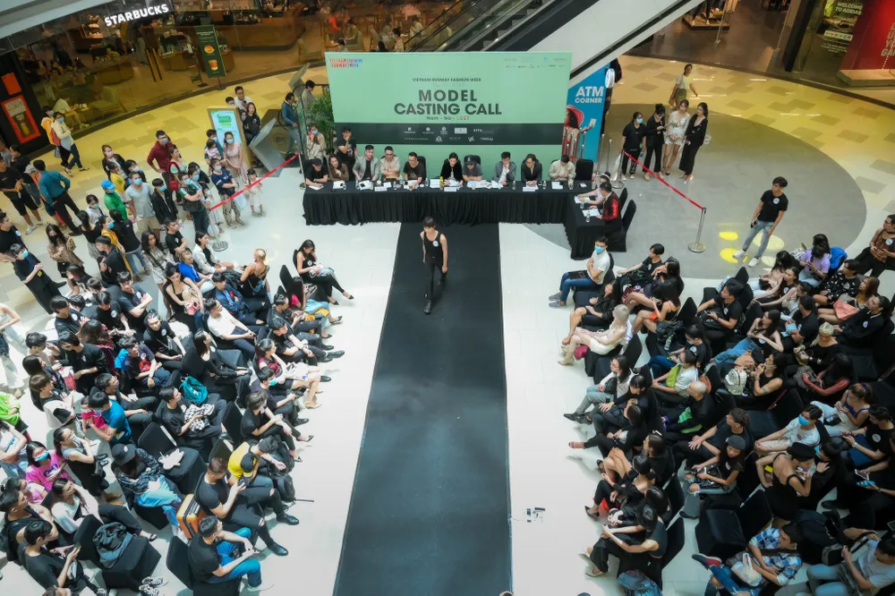 Hoa ​hậu Khánh Vân sẽ làm “nàng thơ” tuần lễ thời trang chủ đề “Rừng”  ảnh 8