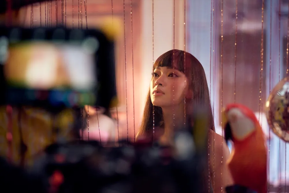 Châu Bùi kết hợp cùng Tlinh tung ca khúc “Em là châu báu” ảnh 3