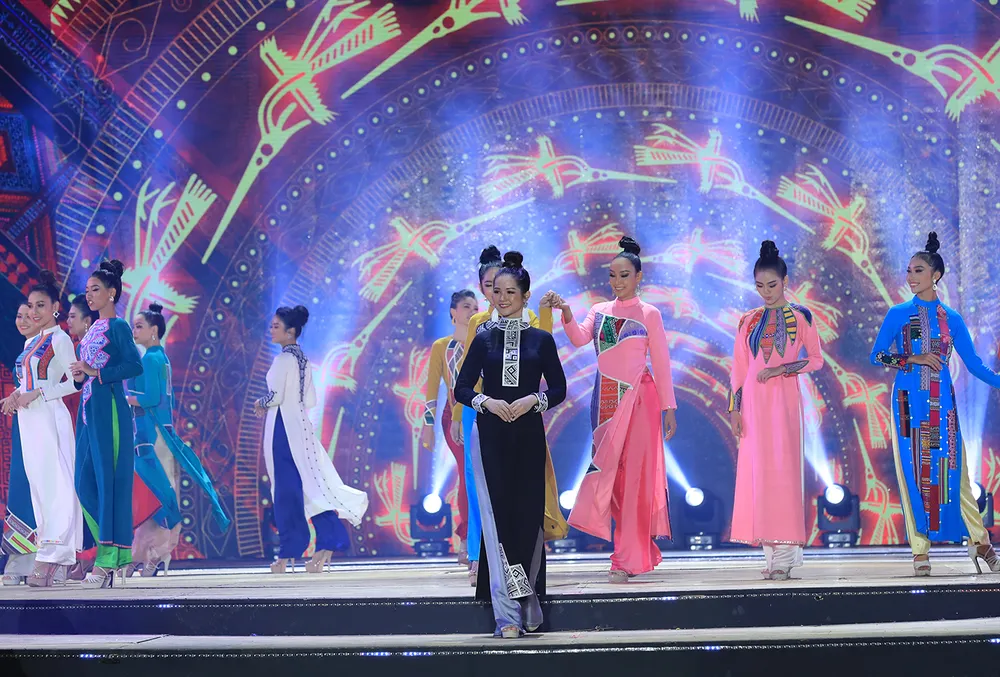 Chung kết Hoa khôi Du lịch Việt Nam 2020: Không có hoa khôi ảnh 7