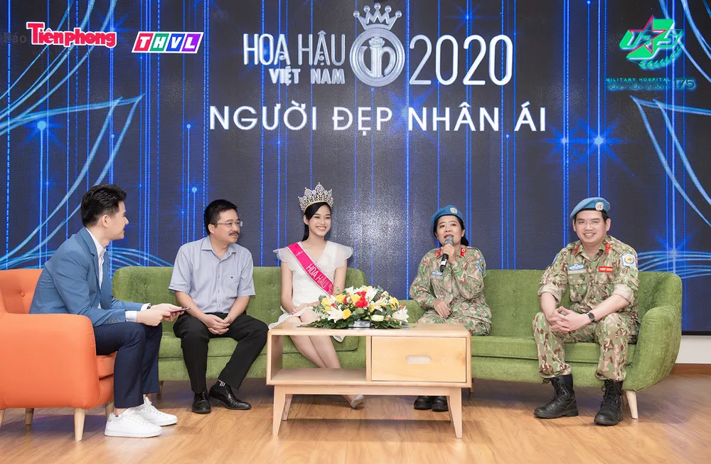 Chuyến từ thiện đầu tiên của Tân Hoa hậu Đỗ Thị Hà ảnh 6