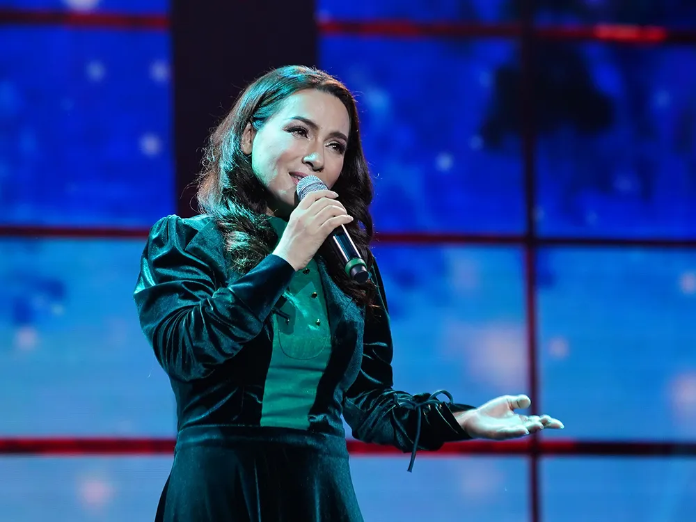 Quang Dũng, Đàm Vĩnh Hưng, Hạ Trâm hát mừng “Giáng sinh 2020 - Ánh sáng Tình yêu” ảnh 5