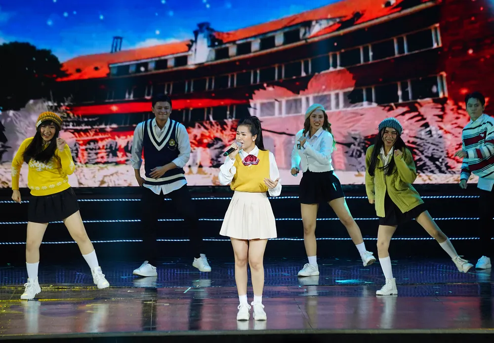 Quang Dũng, Đàm Vĩnh Hưng, Hạ Trâm hát mừng “Giáng sinh 2020 - Ánh sáng Tình yêu” ảnh 6