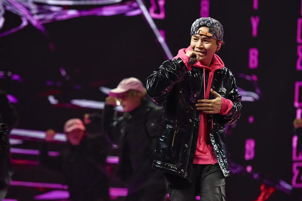 Phố đi bộ Nguyễn Huệ xuất hiện cực “ảo” tại Lễ hội Ánh sáng 2021  ảnh 7