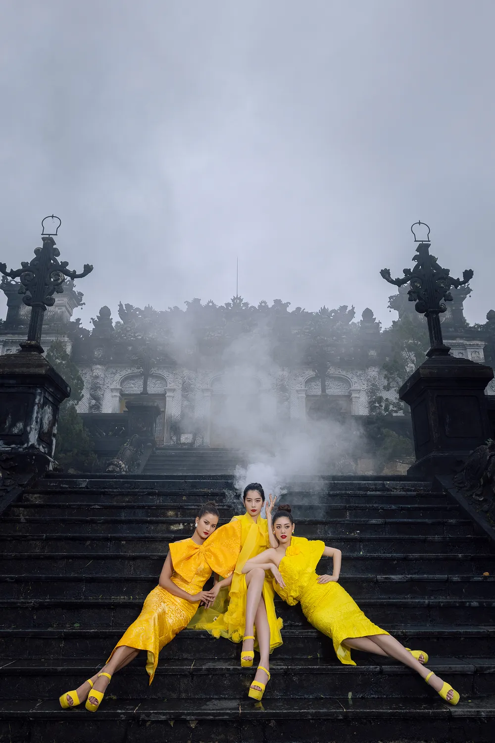 Dàn hoa hậu, á hậu rực rỡ giữa Cố đô Huế ảnh 4