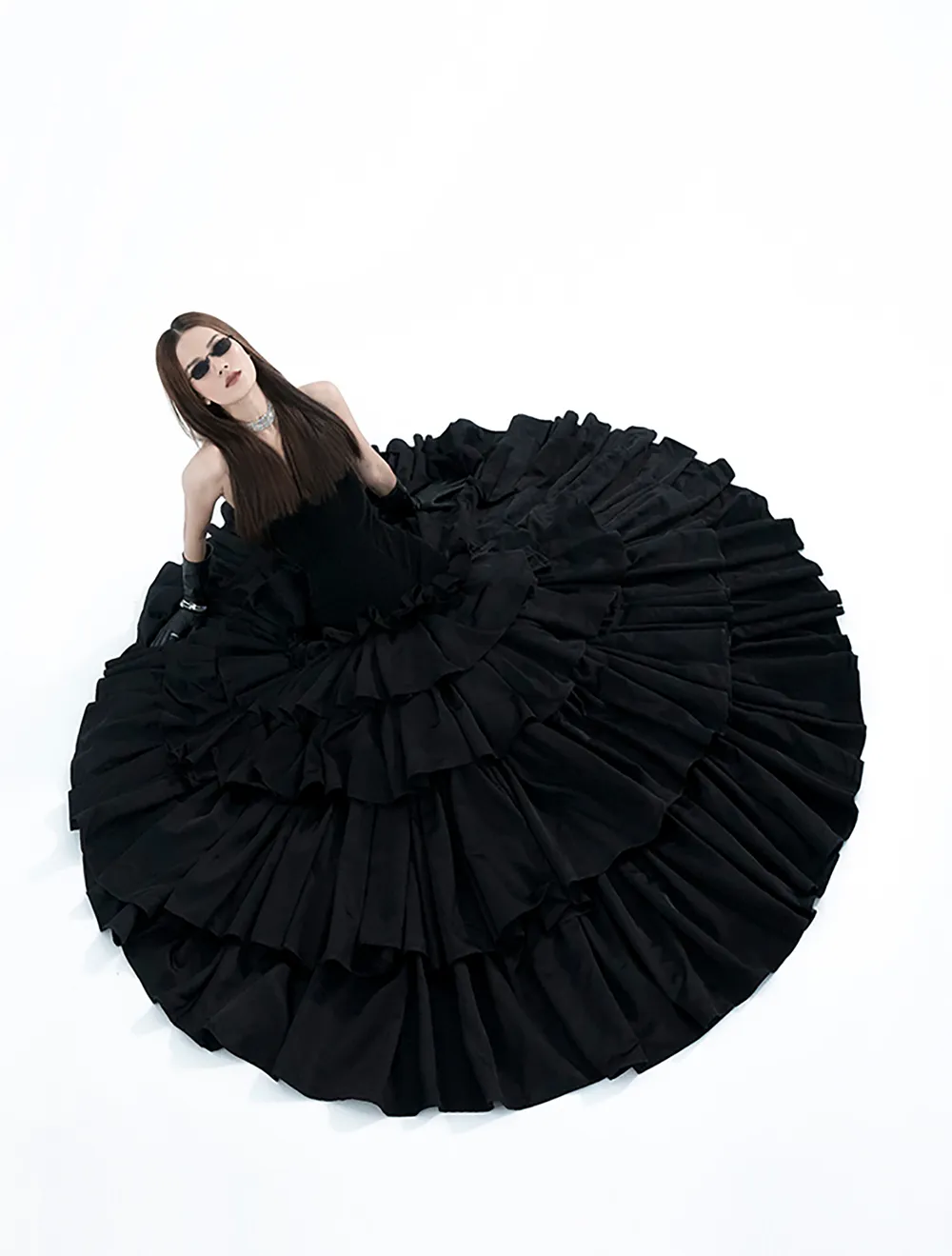 Ra mắt bộ sưu tập lấy cảm hứng “Nàng thơ” Hương Ly  ảnh 4