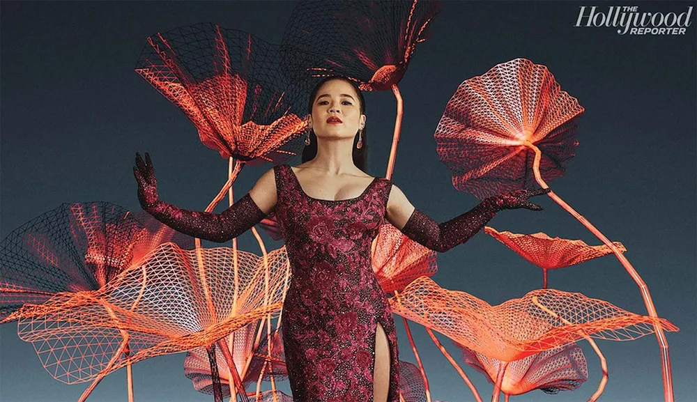 Sao gốc Việt Kelly Marie Trần tạo hình khác lạ trong trang phục NTK Công Trí ảnh 2