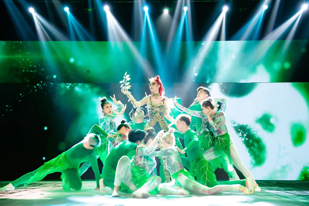 Kiều Loan được 3 huấn luyện viên “tranh giành” trong tập 1 The Heroes ảnh 2