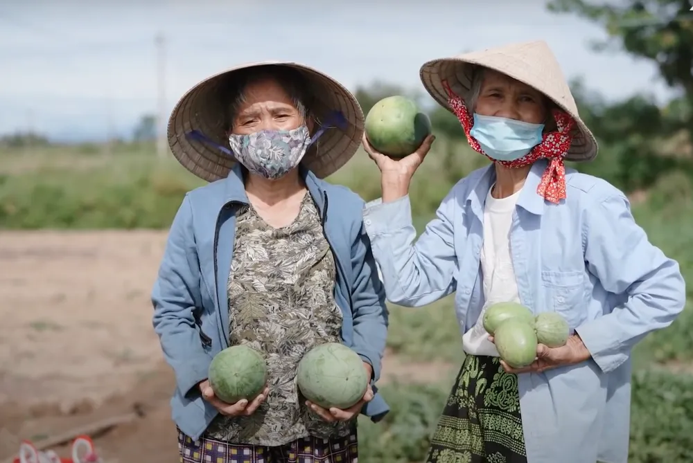 Lắng đọng ân tình người miền Trung ảnh 1