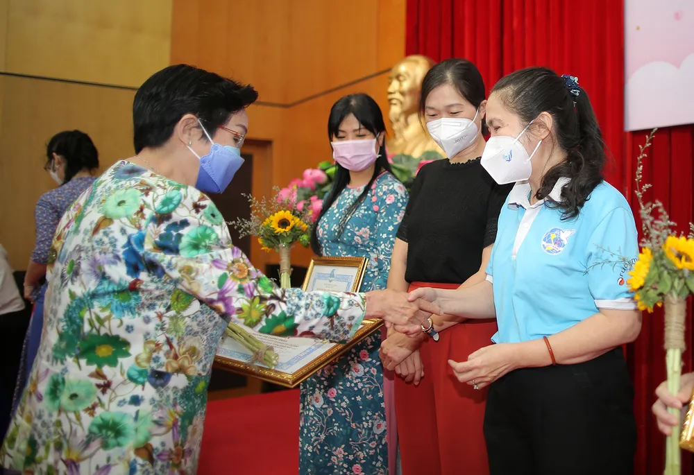 Chương trình “Đồng hành vượt cạn”: Cùng thai phụ đi qua những ngày gian khó ảnh 13