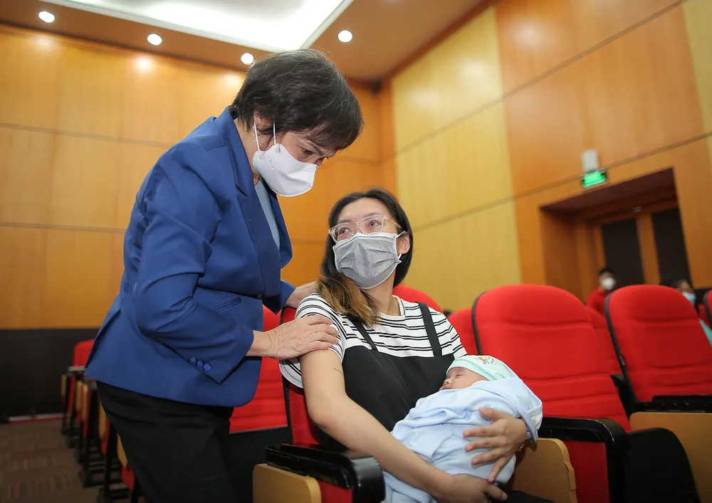 Chương trình “Đồng hành vượt cạn”: Cùng thai phụ đi qua những ngày gian khó ảnh 16