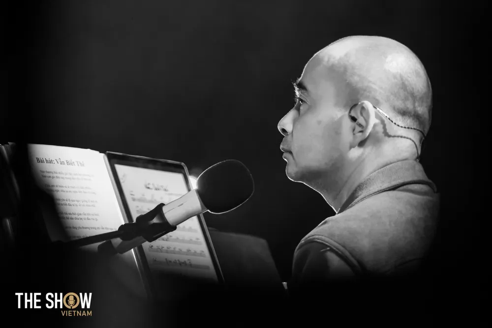 Lê Hiếu, Uyên Linh, Văn Mai Hương, Thùy Chi, Hoàng Yến Chibi trình diễn thăng hoa trong đêm nhạc Đức Trí ảnh 2