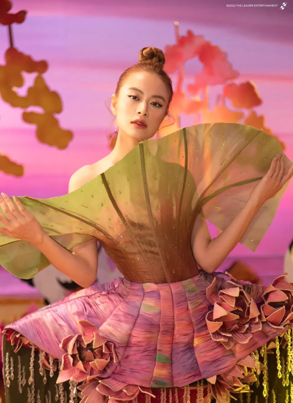 Đặc trưng miền đất Nam bộ vào MV âm nhạc mới của Hoàng Thùy Linh ảnh 6