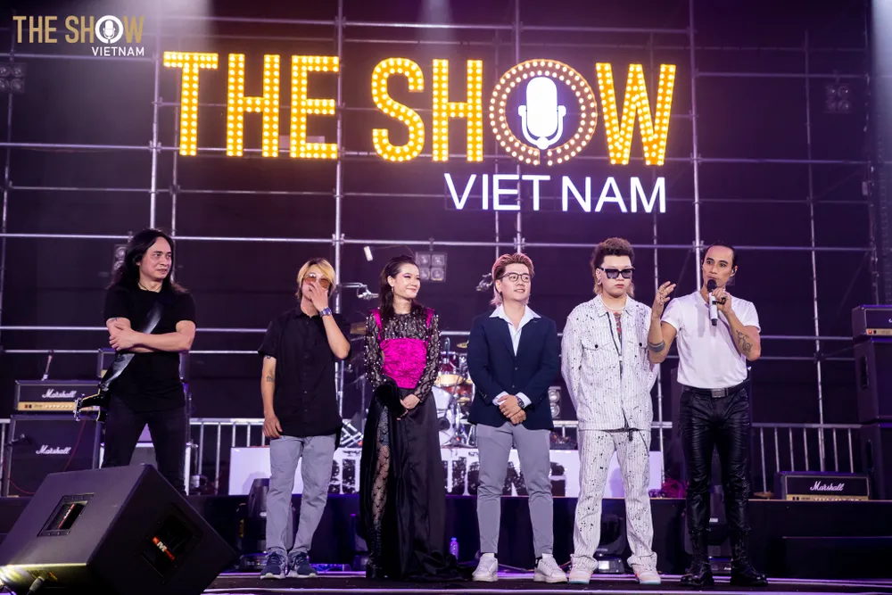 Gần 5.000 khán giả đến với Live concert “Đường đến ngày vinh quang” của Bức Tường ảnh 7