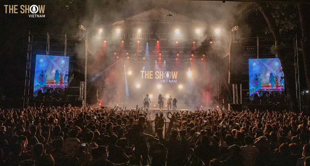 Gần 5.000 khán giả đến với Live concert “Đường đến ngày vinh quang” của Bức Tường ảnh 11