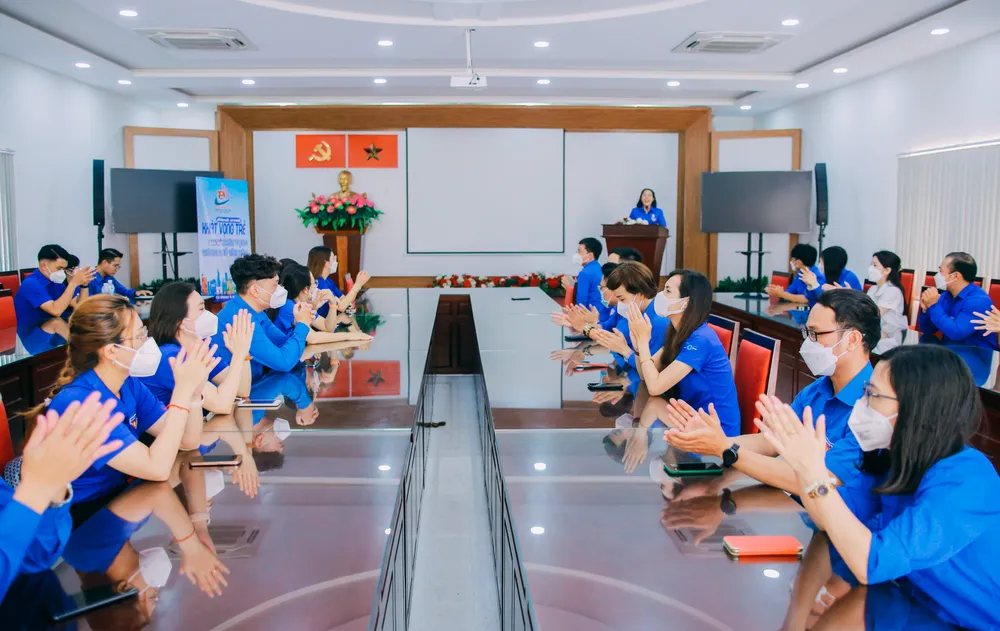 Hành trình “Khát vọng trẻ” năm 2022 ảnh 11