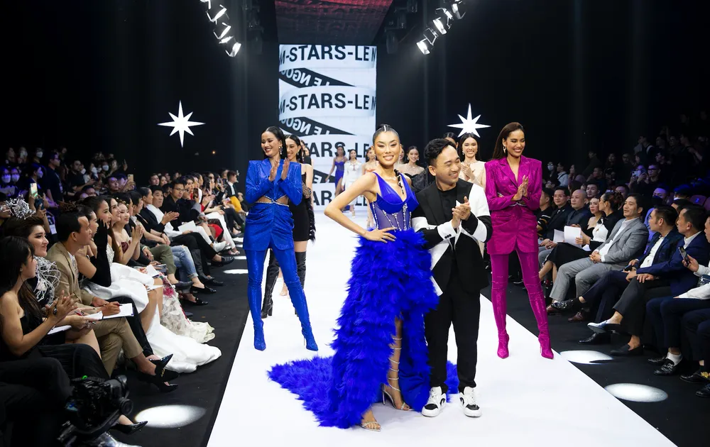 Top 71 Hoa hậu Hoàn vũ Việt Nam 2022 toả sáng cùng “Vinawoman Fashion Show” ảnh 7