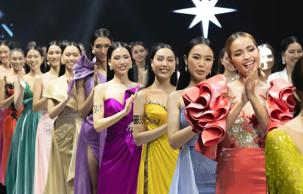 Top 71 Hoa hậu Hoàn vũ Việt Nam 2022 toả sáng cùng “Vinawoman Fashion Show” ảnh 3