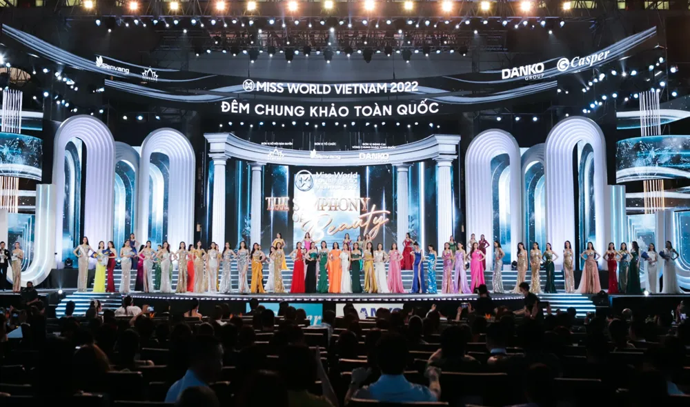 Áo dài được tôn vinh rực rỡ trong Chung khảo Toàn quốc Hoa hậu Thế giới Việt Nam 2022 ảnh 9