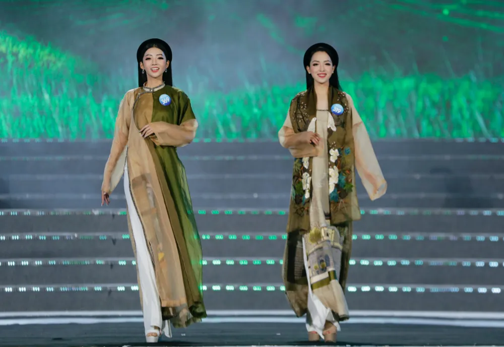 Áo dài được tôn vinh rực rỡ trong Chung khảo Toàn quốc Hoa hậu Thế giới Việt Nam 2022 ảnh 4