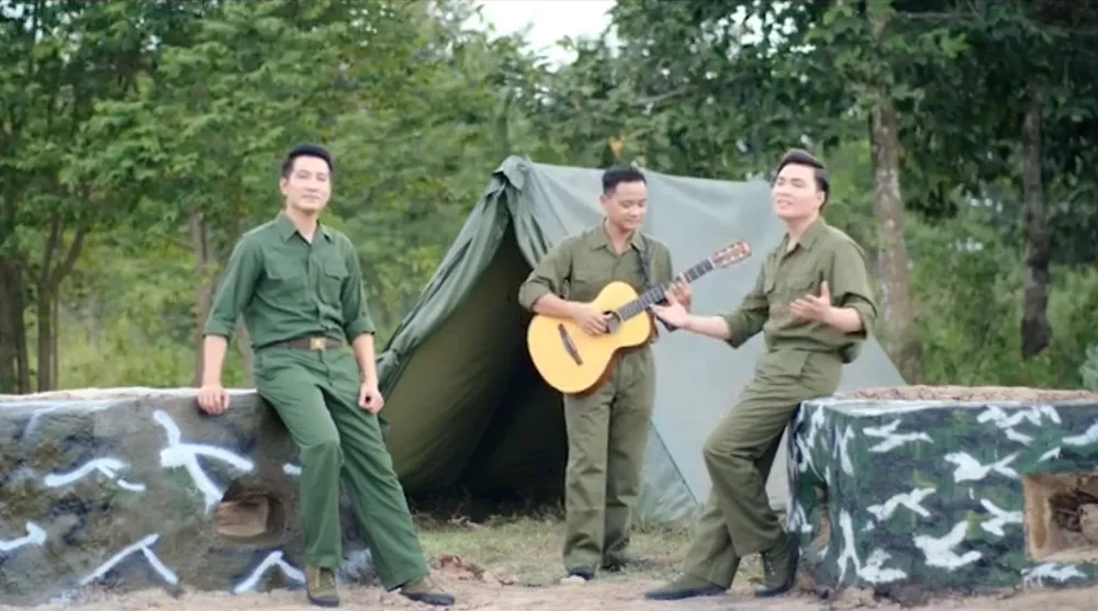 Nguyễn Phi Hùng, Đăng Nguyên song ca “Mời anh đến thăm quê tôi” ảnh 2