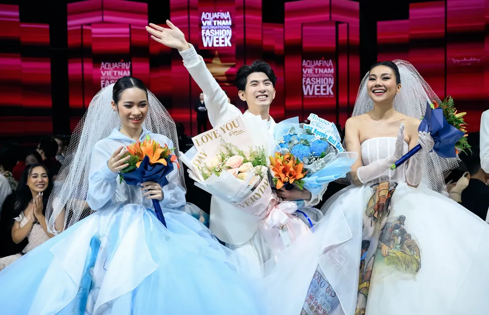 Mãn nhãn cùng Tuần lễ Thời trang Quốc tế Việt Nam xuân hè 2022 ảnh 23