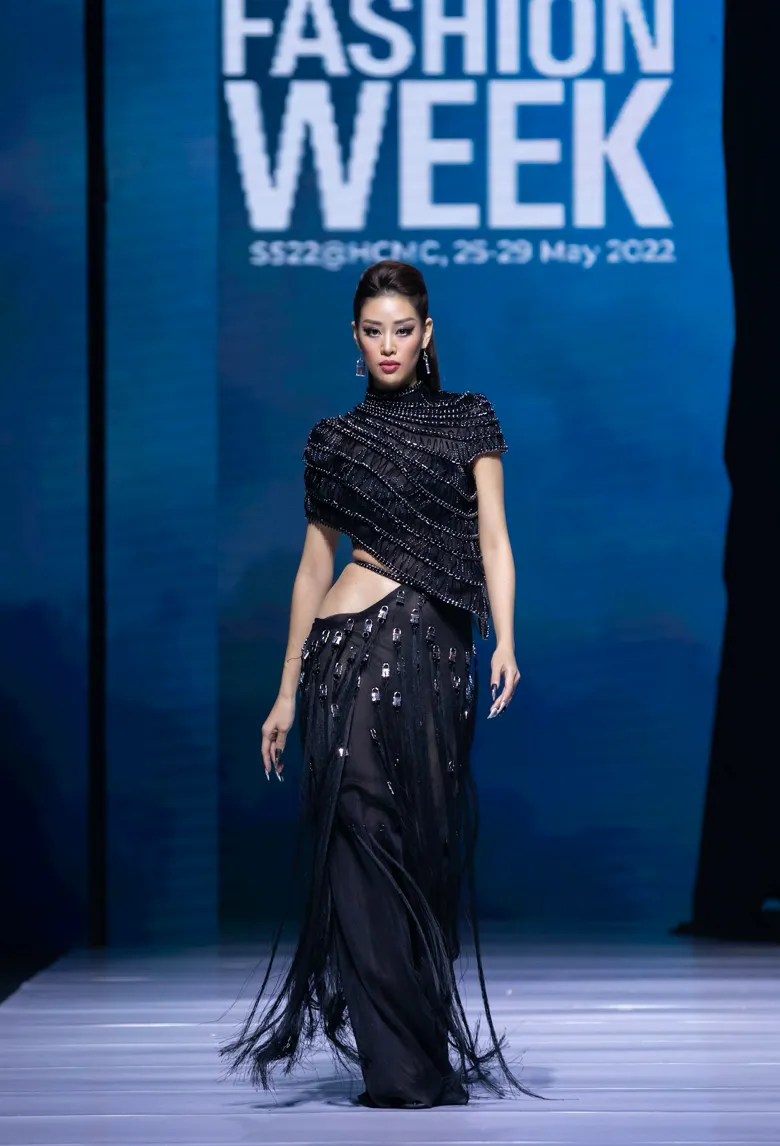 Mãn nhãn cùng Tuần lễ Thời trang Quốc tế Việt Nam xuân hè 2022 ảnh 18