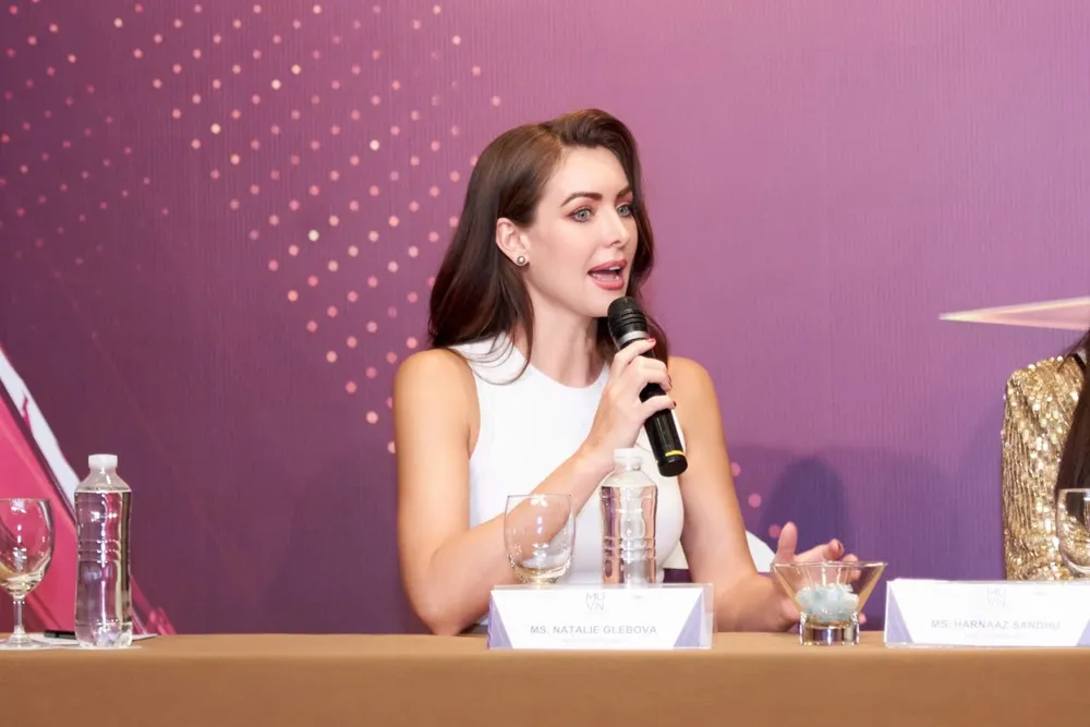 Trước thềm chung kết Hoa hậu Hoàn vũ Việt Nam 2022, Harnaaz Sandhu, Catriona Gray và Natalie Glebova nói về Top 41 ảnh 4