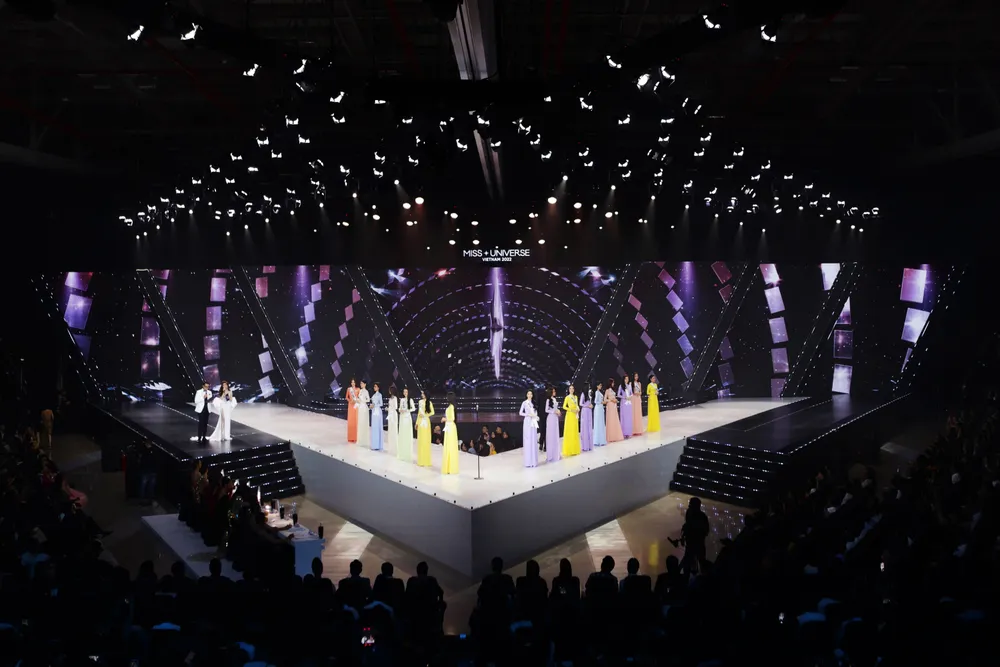 Người đẹp Nguyễn Thị Ngọc Châu đăng quang Hoa hậu Hoàn Vũ Việt Nam 2022 ảnh 3