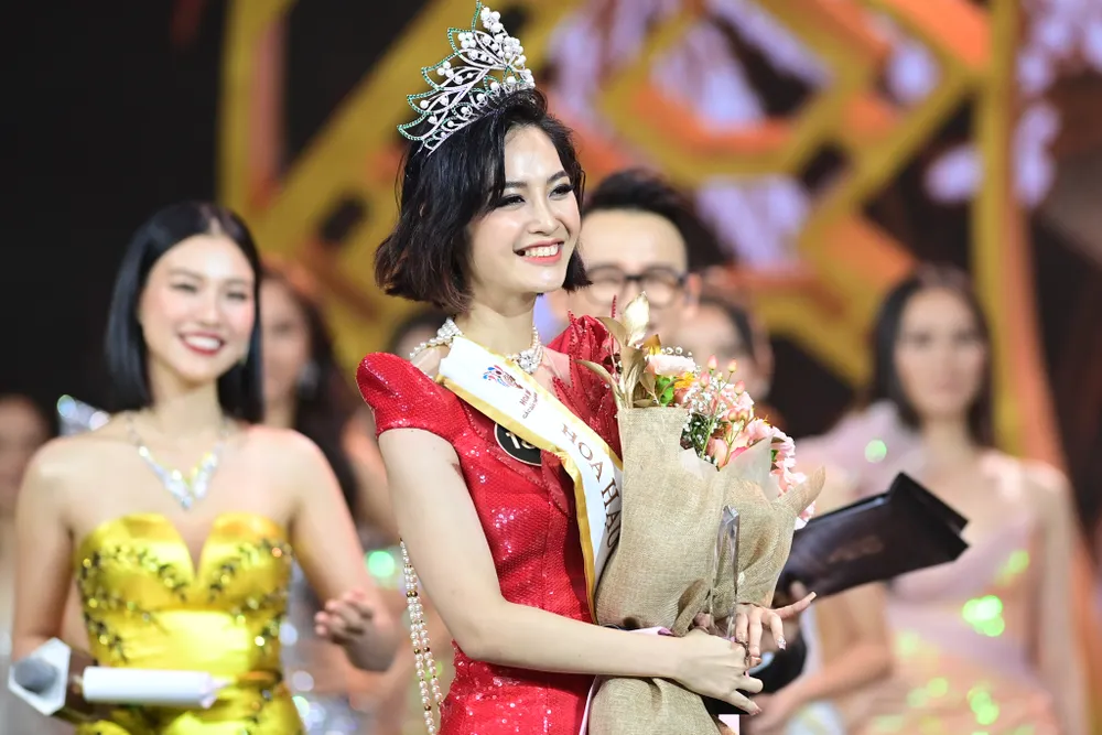 Người đẹp dân tộc Tày đăng quang Hoa hậu các dân tộc Việt Nam 2022 ảnh 11