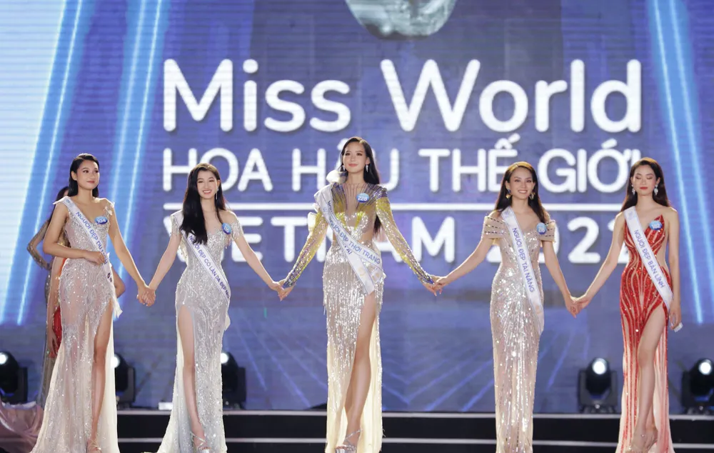 Người đẹp Huỳnh Nguyễn Mai Phương đăng quang Hoa hậu Thế giới Việt Nam 2022 ảnh 8