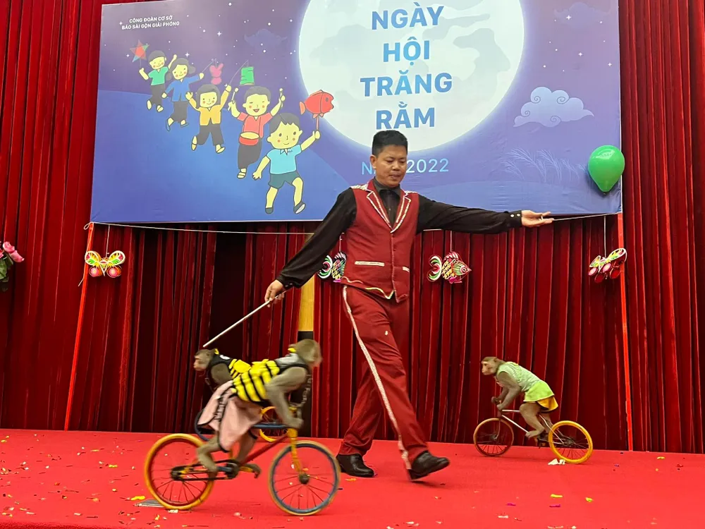 Vui nhộn "Ngày hội trăng rằm 2022" ảnh 8