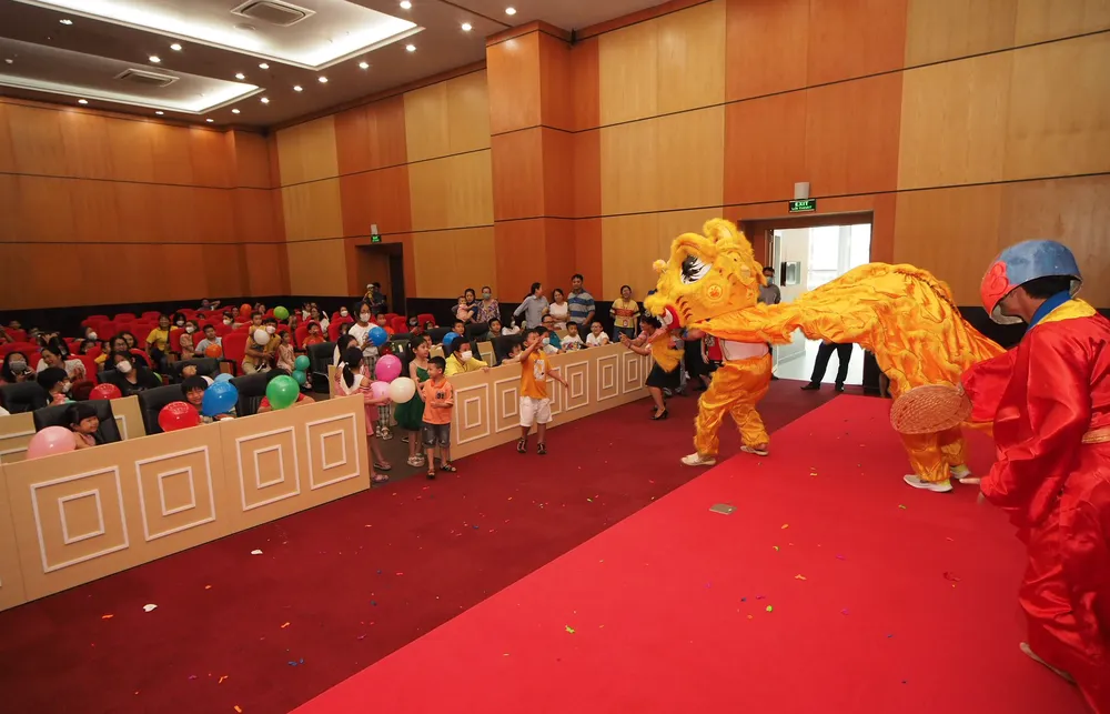 Vui nhộn "Ngày hội trăng rằm 2022" ảnh 2