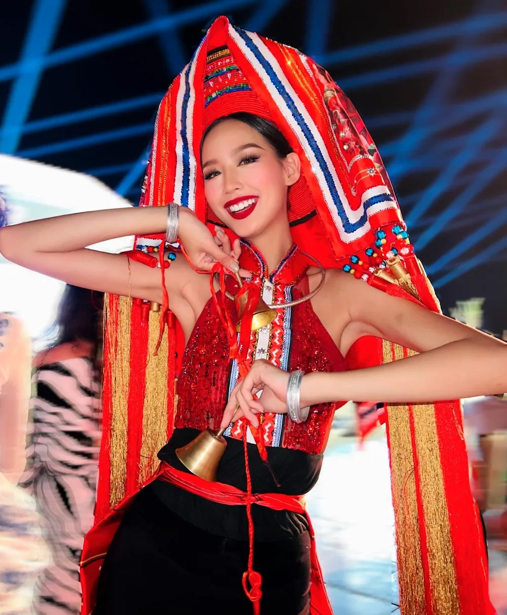 Lê Nguyễn Bảo Ngọc đăng quang Hoa hậu Liên lục địa 2022 ảnh 12