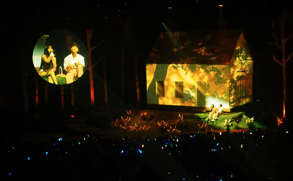 Hoàng Dũng kết hợp cùng Ưng Đại Vệ, Orange, GDucky cháy hết mình tại Yên Concert  ảnh 5