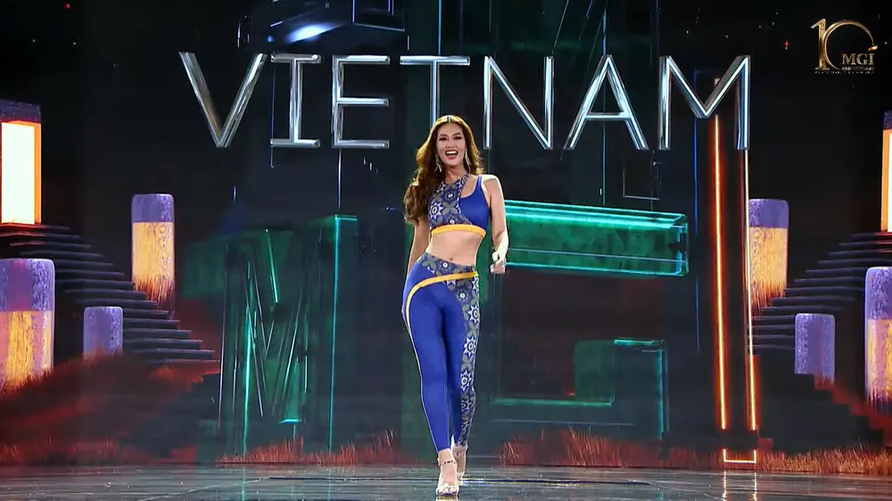 Hoa hậu Đoàn Thiên Ân “lột xác” trong bán kết Hoa hậu Hòa bình Quốc tế 2022 ảnh 2