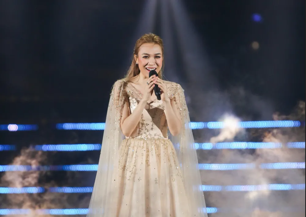 Mỹ Tâm bùng nổ trong liveshow cá nhân quy mô 30.000 khán giả tại Sân vận động Mỹ Đình ảnh 6