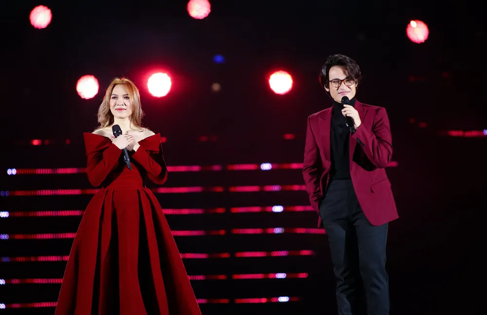 Mỹ Tâm bùng nổ trong liveshow cá nhân quy mô 30.000 khán giả tại Sân vận động Mỹ Đình ảnh 8