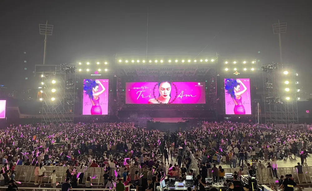 Mỹ Tâm bùng nổ trong liveshow cá nhân quy mô 30.000 khán giả tại Sân vận động Mỹ Đình ảnh 2