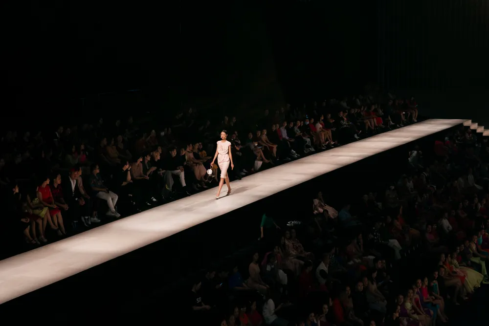 Dấu ấn Đỗ Mạnh Cường với SIXDO Show Fall Winter 2022  ảnh 3