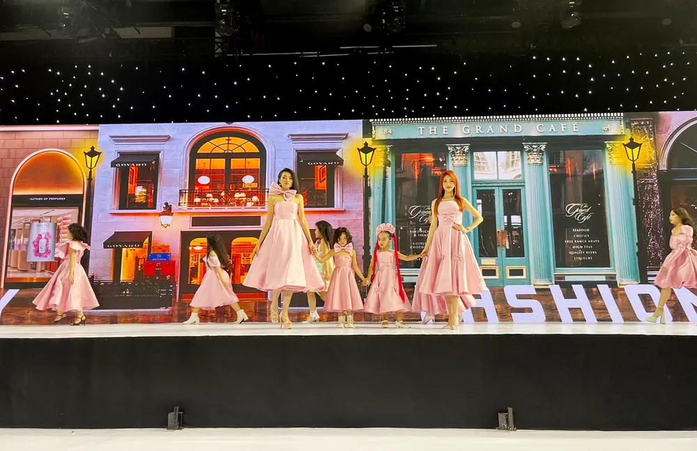 NTK Phương Hồ giới thiệu 5 bộ sưu tập thời trang Thu Đông dành cho trẻ em  ảnh 4