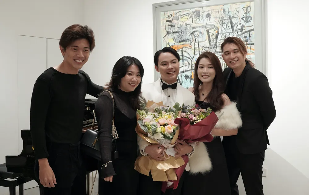 Thế Huy được nhiều khán giả yêu mến, đón nhận hơn trong năm qua với các đêm nhạc tự sự